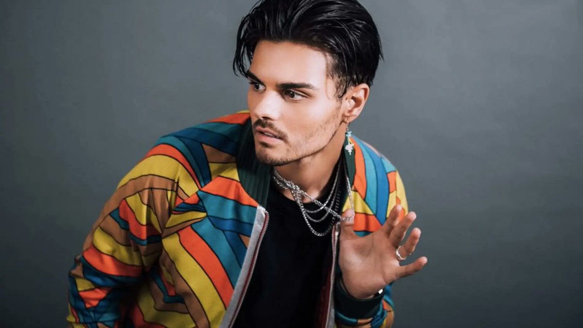 Formula_Music's tweet photo. ¿CON QUIÉN DE ESTOS GRANDES DEL POP ESPAÑOL TE QUEDAS? 🤔

🔄 Pablo López 
❤️ Abraham Mateo https://t.co/uYRyfNlolL