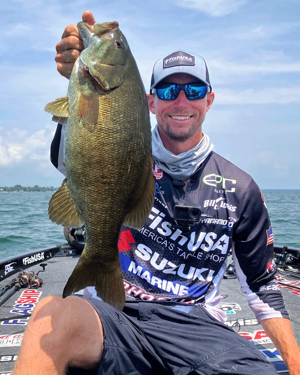 MajorLeagueFish's tweet photo. Just look at these Lake Erie beauties. 😍

#fishing #bassfishing #smallmouth #photography #greatlakes https://t.co/P4cpKMhC1z