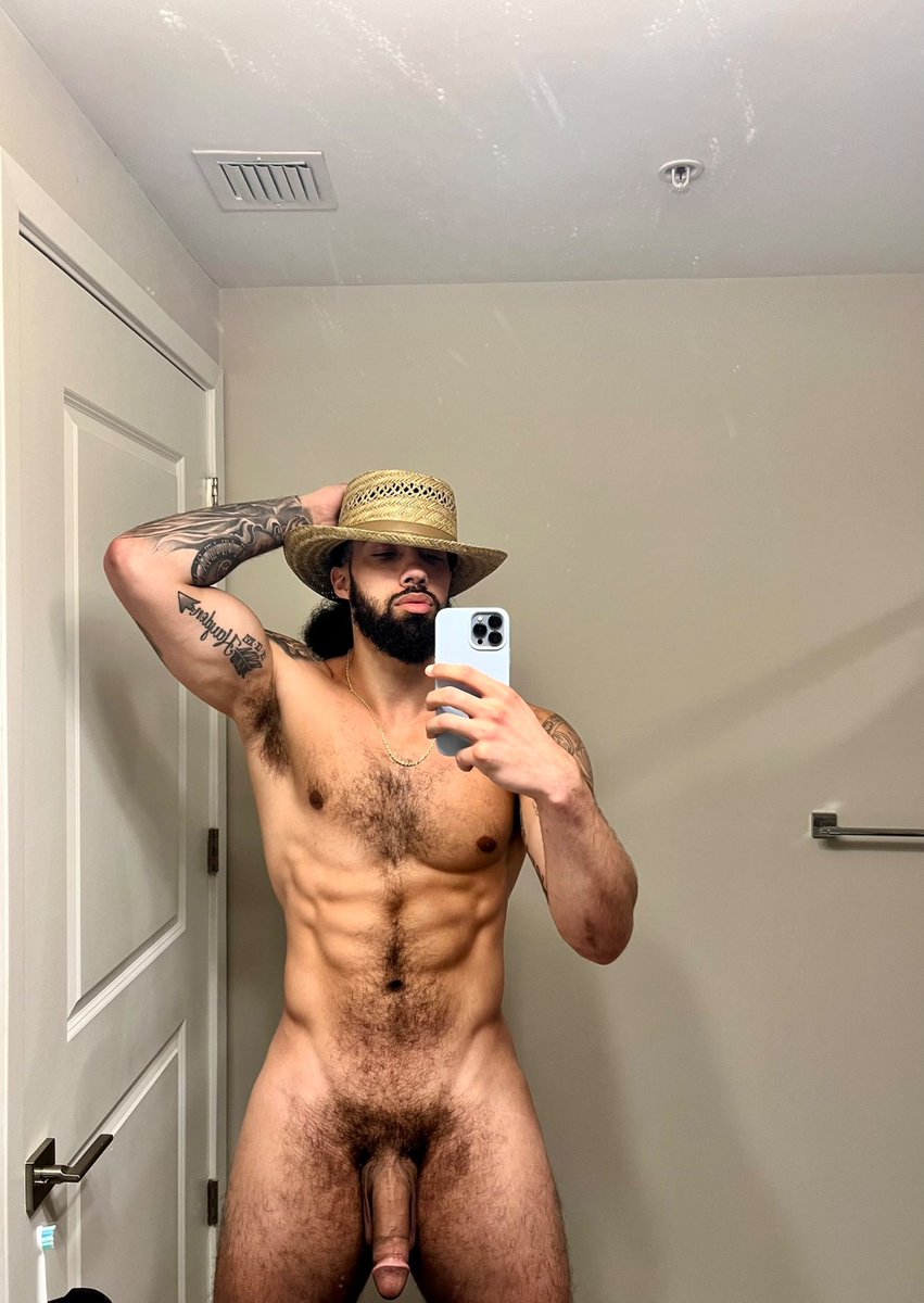 olaitan627's tweet photo. I’m Down To Meetup🌚✨🍆👅💋 https://t.co/3ISBMmSlQ7