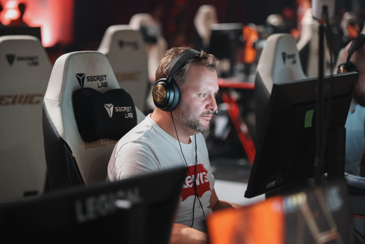 Sopriam_'s tweet photo. @CitronEsport @Zeusa94 @Joshiiaaa @ZZacarno @Satan35CSGO @CS2_Ethan @MissPikatchette Qu’ils sont beaux 🍋 https://t.co/3w7iNvF3Rv