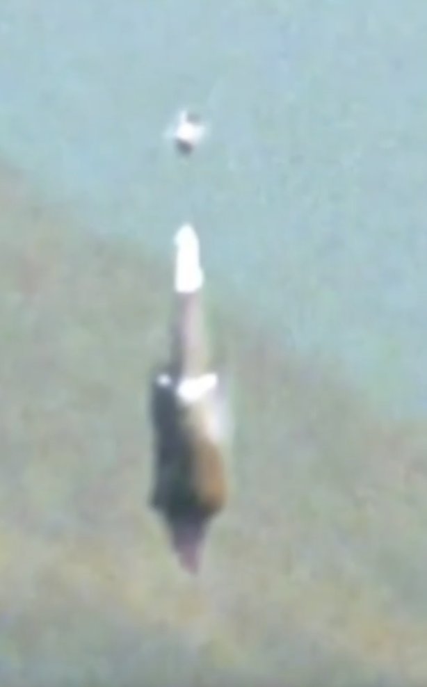 UAPWixy's tweet photo. 🚨A metallic looking UFO has a sphere exit it then takes off in the blink of an eye!! https://t.co/ilZkVoIlE8