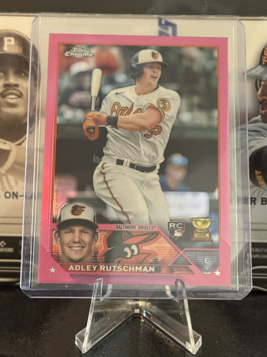 SportsNCrap's tweet photo. Found this guy in a box today. https://t.co/O0ZYLHbMVX