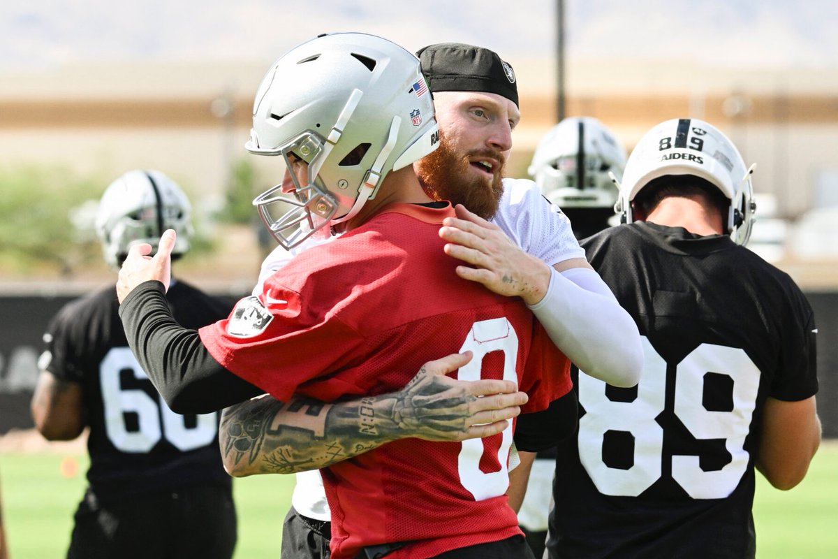 SleeperRaiders's tweet photo. Kirk Cousins says he doesn't know if he ever played with a teammate who is "as impactful on defense" as Maxx Crosby:

"You pretty much notice and feel him on every single snap. It's a major difference maker."

(via @SiriusXMNFL) https://t.co/XL3BfcHuMG