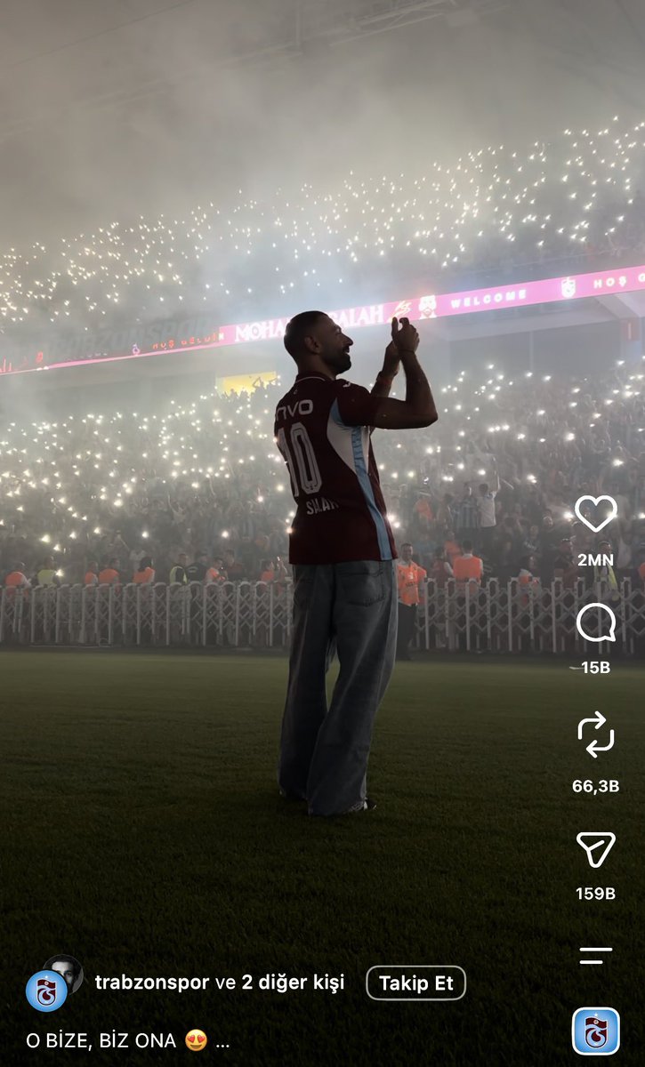 2agustos1967_61's tweet photo. Trabzonspor- SALAH ile Instagram ortak post etkinliği an itibari ile kısa sürede 2 Milyon beğeni alarak Türk futbolunda en çok beğeni alan gönderi oldu.

YAPARSA TRABZON YAPAR! https://t.co/qm1xaBjHer