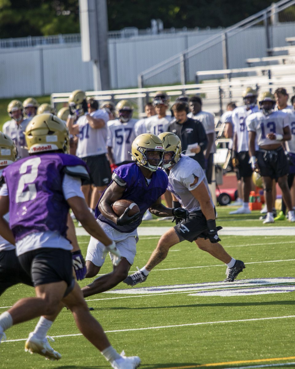 Mckendree_FB's tweet photo. Details of Day 5
#bearcatsunleashed

//📸: @maxxkull1 https://t.co/iyEB4Jjg2W