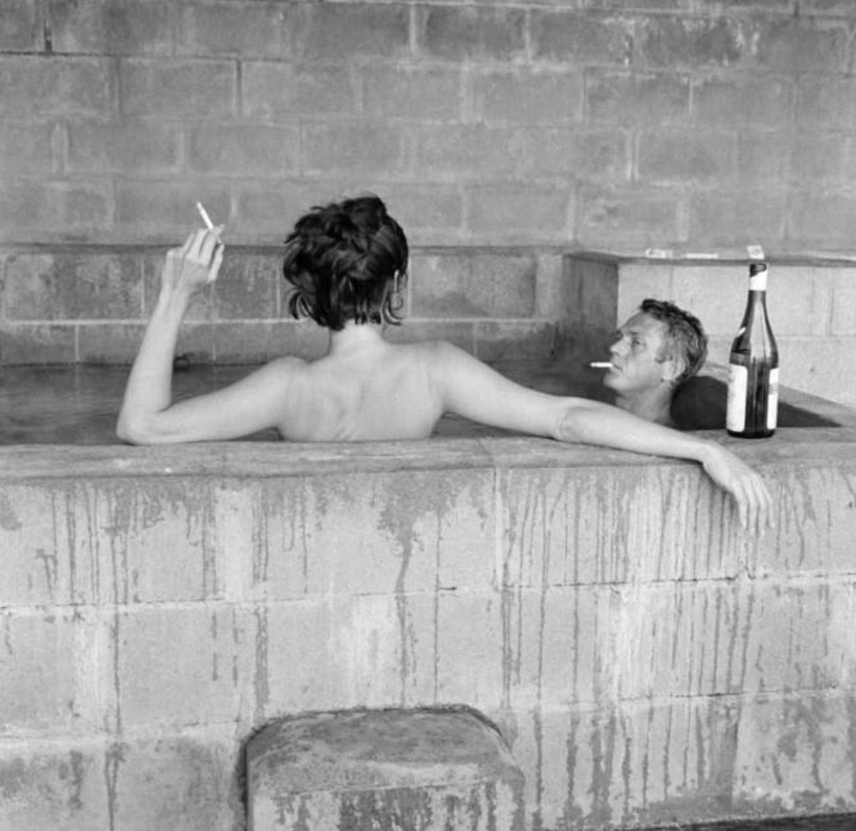 Gentleman_Ways's tweet photo. You can really feel the pull of the weekend… https://t.co/cSCbFz2Sxc