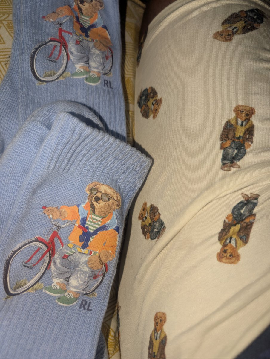 kobknymc's tweet photo. "Mixing Up The Seasons Is Unorthodox
But Mama Always Stressed Clean Drawers And Socks" 💯🏇🏽😎👌🏽✌🏽👑..✓ https://t.co/lj8aXKVb4o