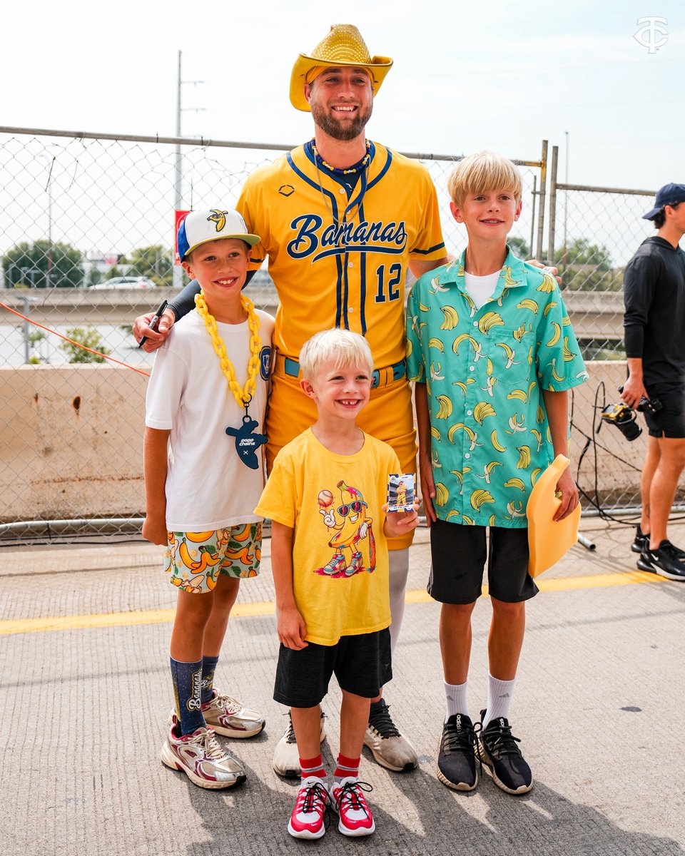 TargetFieldEVNT's tweet photo. This weekend is off to a BANANAS start! 🍌

Limited tickets are still available for this weekend - including all-inclusive options!

You don't want to miss this https://t.co/DaB8yvjWWW https://t.co/66lKN32xzR