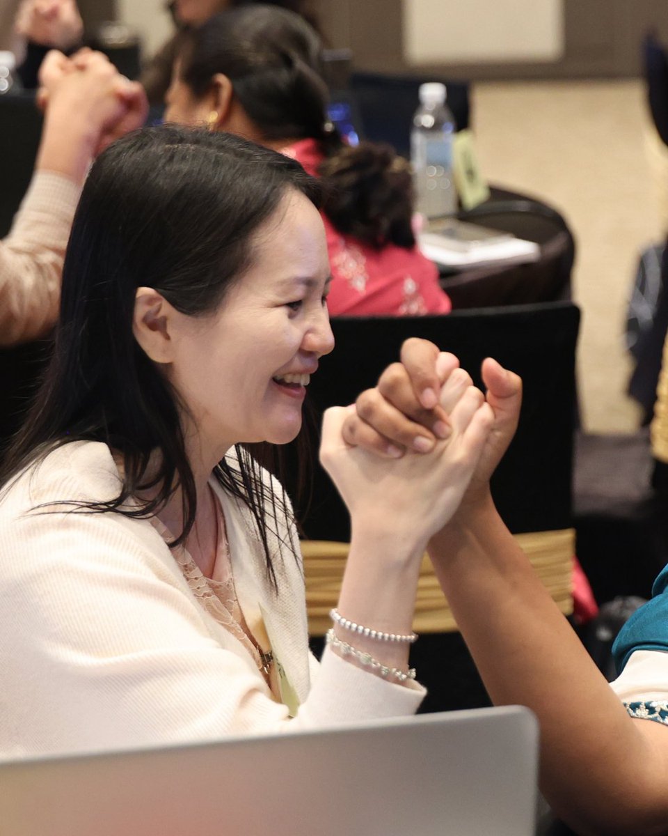 HaggaiIntl's tweet photo. For more than a week, 60 women representing 25 nations have been seeking, learning, and worshipping together. 

Your prayers and support have created an opportunity for each of these women to explore how God can use them in their contexts. https://t.co/1AB9wMxkV0