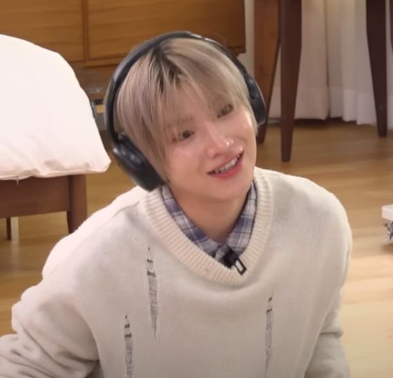 jotakisdaisy's tweet photo. yuma gives me such bad cuteness aggression i need to bite him https://t.co/DxE2dUKq2t