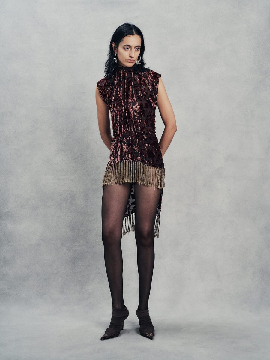 kendam_com's tweet photo. Taus Spring Summer 2027 collection presented at Copenhagen Fashion Week SS27
https://t.co/ZtC7Az62yv
#Taus #SS27 #Runway #CopenhagenFashionWeek #Kendam https://t.co/2U5Hxx2kPy