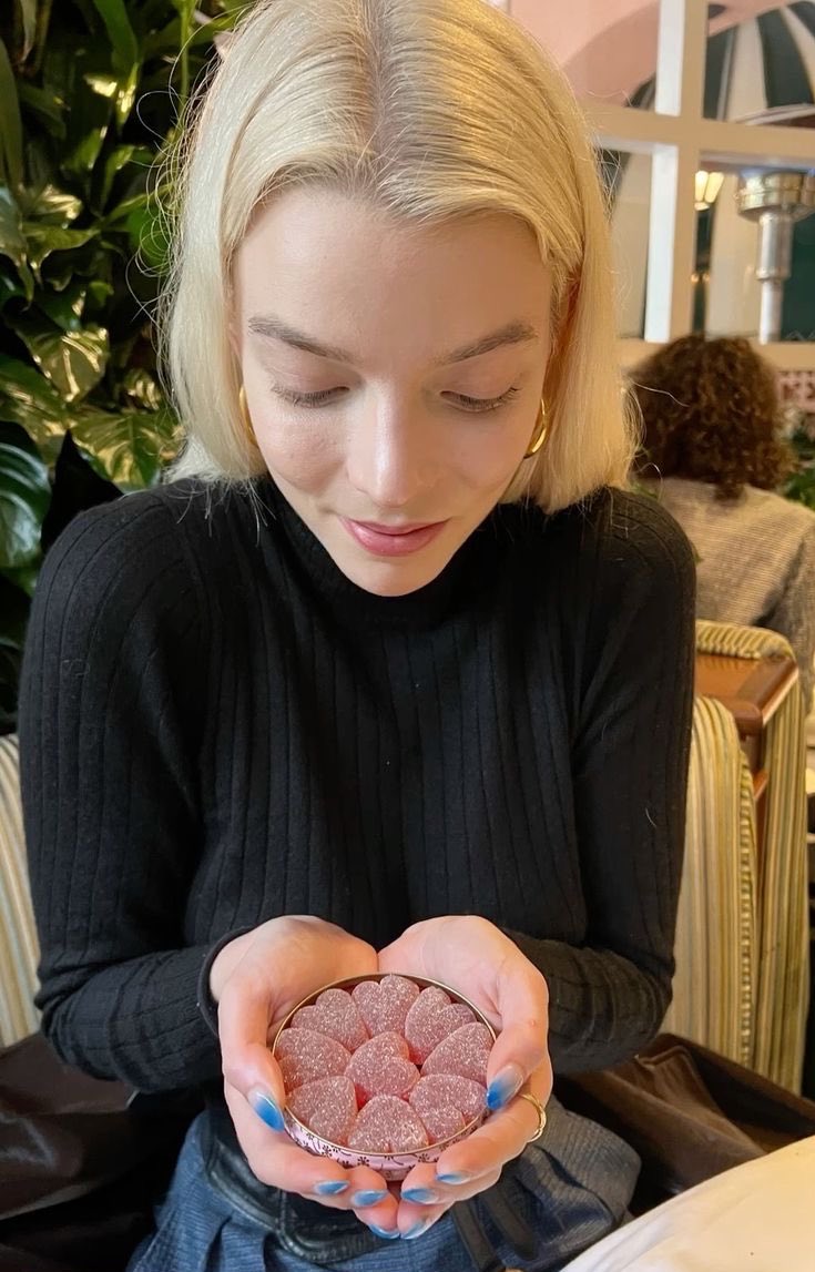 atreidesposting's tweet photo. ♡ ☕️ ♡ https://t.co/5cVAp3eIM2