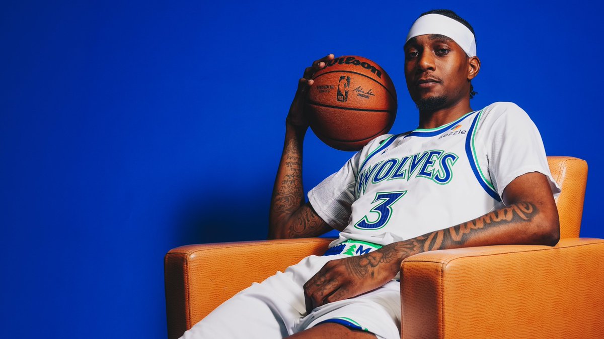 BaruthaAlex's tweet photo. 🧵 8 of the BEST clicks from Picks 70-100 in fantasy basketball

🧠 Draft SMARTER, not harder by selecting young franchise cornerstones in the mid-to-late rounds:

#1 -Jaden McDaniels... https://t.co/Z0qS5IcgXO