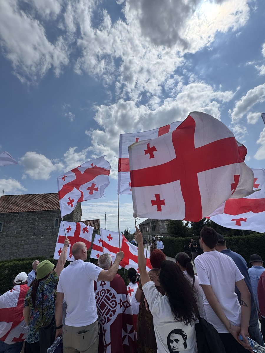 vatless's tweet photo. Day 618 #GeorgiaProtests 🇬🇪❤️🇪🇺 
#FreeGeorgianPoliticalPrisoners August 7 marks 18 years since the war with ruzian horda. დიდება გმირებს!!! https://t.co/lLOLBjNKw9
