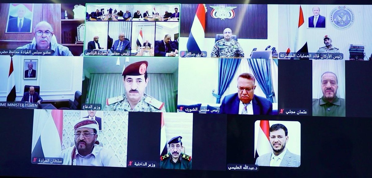 ERYANIM's tweet photo. مجلس الدفاع الوطني يقر استمرار انعقاده الدائم ويتخذ قرارات لرفع الجاهزية وردع اعتداءات المليشيات الحوثية
[07/08/2026 09:11] 
الرياض - سبانت
رأس فخامة الرئيس الدكتور رشاد محمد العليمي،رئيس مجلس القيادة الرئاسي،القائد الأعلى للقوات المسلحة،اليوم الجمعة،اجتماعًا طارئًا لمجلس الدفاع الوطني،بحضور أعضاء مجلس القيادة الرئاسي،سلطان العرادة،طارق صالح،عبدالرحمن المحرمي،الدكتور عبدالله العليمي،عثمان مجلي،محمود الصبيحي،وسالم الخنبشي.

وكرس الاجتماع،بحضور رئيس مجلس النواب الشيخ سلطان البركاني،ورئيس مجلس الوزراء الدكتور شائع الزنداني،ورئيس مجلس الشورى الدكتور أحمد عبيد بن دغر،ورئيس هيئة التشاور والمصالحة محمد الغيثي،والوزراء والمسؤولين المعنيين أعضاء مجلس الدفاع الوطني،لمناقشة مستجدات الأوضاع الميدانية،وفي مقدمتها الهجمات الإرهابية التي شنتها المليشيات الحوثية بالصواريخ الباليستية والطائرات المسيّرة على مواقع القوات المسلحة، والمنشآت السيادية،والأعيان المدنية،ومنازل المواطنين،ومخيمات النازحين في محافظات مأرب وحضرموت،وشبوة،وما أسفرت عنه من سقوط شهداء وجرحى،بينهم نساء وأطفال.

وعبر مجلس الدفاع الوطني عن خالص تعازيه وصادق مواساته لأسر الشهداء من العسكريين والمدنيين،وترحم على أرواحهم الطاهرة،متمنيًا الشفاء العاجل للجرحى،ومؤكدًا اتخاذ كافة الإجراءات اللازمة لرعايتهم،وتكريم الشهداء، ورعاية أسرهم،والرد الحازم على مصادر التهديد والإرهاب.
وأكد المجلس أن هذه التضحيات الوطنية الجسيمة لن تزيد الشعب اليمني وقواته المسلحة والأمنية إلا عزيمة وإصرارًا على استكمال معركة استعادة مؤسسات الدولة،وإنهاء الانقلاب المدعوم من النظام الإيران��،باعتبار ذلك المدخل الحقيقي لتحقيق الأمن والاستقرار في اليمن، والإسهام في حماية أمن المنطقة والملاحة الدولية.

وجدد المجلس التأكيد أن إنهاء الانقلاب، يمثل السبيل الوحيد لإعادة اليمن إلى مساره الطبيعي، وتمكين مؤسسات الدولة من أداء مهامها،واستئناف صرف رواتب الموظفين في مناطق المليشيات الإرهابية وتخفيف معاناتهم،وتحقيق السلام، والتنمية المستدامة.

واستمع المجلس إلى تقارير مفصلة حول مستجدات الموقف الميداني،ومستوى الجاهزية العسكرية،والإجراءات المتخذة لحماية المدنيين، واحتواء آثار الاعتداءات الإرهابية،وتعزيز القدرات الدفاعية بما يكفل منع تكرارها،والتعامل الحازم مع مختلف التهديدات.

وأشاد المجلس بالكفاءة العالية والجاهزية القتالية للقوات المسلحة والأجهزة الأمنية، وما تبذله من تضحيات في مواجهة المليشيات الحوثية والتنظيمات الإرهابية، إلى جانب نجاحاتها المتواصلة في مكافحة الإرهاب،والجريمة المنظمة،وعمليات تهريب الأسلحة والمخدرات، وإسهامها الفاعل مع المجتمع الدولي في حماية خطوط الملاحة الدولية.

وشدد المجلس على مواصلة رفع أعلى درجات الجاهزية واليقظة،وتعزيز التنسيق والتكامل بين مختلف الوحدات العسكرية والأمنية والاستخباراتية،بما يضمن إحباط المخططات الإرهابية،وصون الأمن الوطني،وحماية المواطنين ومقدرات الدولة.
ودعا مجلس الدفاع الوطني جميع القوى السياسية والمكونات الوطنية ووسائل الإعلام إلى الاضطلاع بمسؤولياتها الوطنية في هذه المرحلة الدقيقة،وتعزيز الاصطفاف خلف مؤسسات الدولة والقوات المسلحة وكافة التشكيلات العسكرية،وتوحيد الخطاب الوطني بما يسهم في إفشال أهداف المليشيات الحوثية الرامية إلى إضعاف الجبهة الداخلية، وتنفيذ مخططاتها التخريبية.

��في سياق اخر،رحب مجلس الدفاع الوطني بإعلان اتفاقية مكة للدفاع المشترك بين الاشقاء في المملكة العربية السعودية،والجمهورية التركية،وجمهورية باكستان الإسلامية،واعتبرها خطوة استراتيجية مهمة لتعزيز الأمن الجماعي،وترسيخ الاستقرار الإقليمي،وتطوير التعاون الدفاعي بين الدول التي تجمعها المصالح المشتركة، والالتزام بحماية الأمن والسلم واحترام القانون الدولي.

وأشاد المجلس بالدور القيادي للمملكة العربية السعودية في بناء شراكات إقليمية،ودولية مسؤولة تستند إلى مبادئ التعاون والاحترام المتبادل،وإسهامها الفاعل في تعزيز أمن المنطقة وممراتها المائية،وحماية مصالح شعوبها،ومواجهة التحديات المشتركة بروح المسؤولية والتنسيق الجماعي.

واتخذ مجلس الدفاع الوطني، عددا من القرارات، والتوجيهات ذات الصلة برفع مستوى الجاهزية العسكرية والأمنية،والدفاع المدني، وتعزيز التنسيق بين مختلف مؤسسات الدولة،وحماية المدنيين والمنشآت الحيوية، وضمان التنفيذ الفوري للإجراءات الكفيلة بالرد الحازم على الاعتداءات الإرهابية، وتعزيز قدرة الدولة على مواجهة مختلف التحديات.

كما اقر استمرار حالة انعقاده الدائم، من اجل الاستجابة العاجلة للتطورات الميدانية والأمنية،واتخاذ ما يلزم من إجراءات بصورة مستمرة.

حضر الاجتماع مدير مكتب رئاسة الجمهورية الدكتور يحيى الشعيبي.
