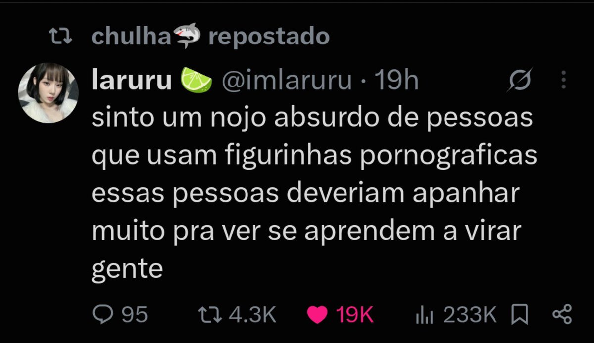 lueursam's tweet photo. Bixa como tu eh falsa https://t.co/K1Q5l3JiPb