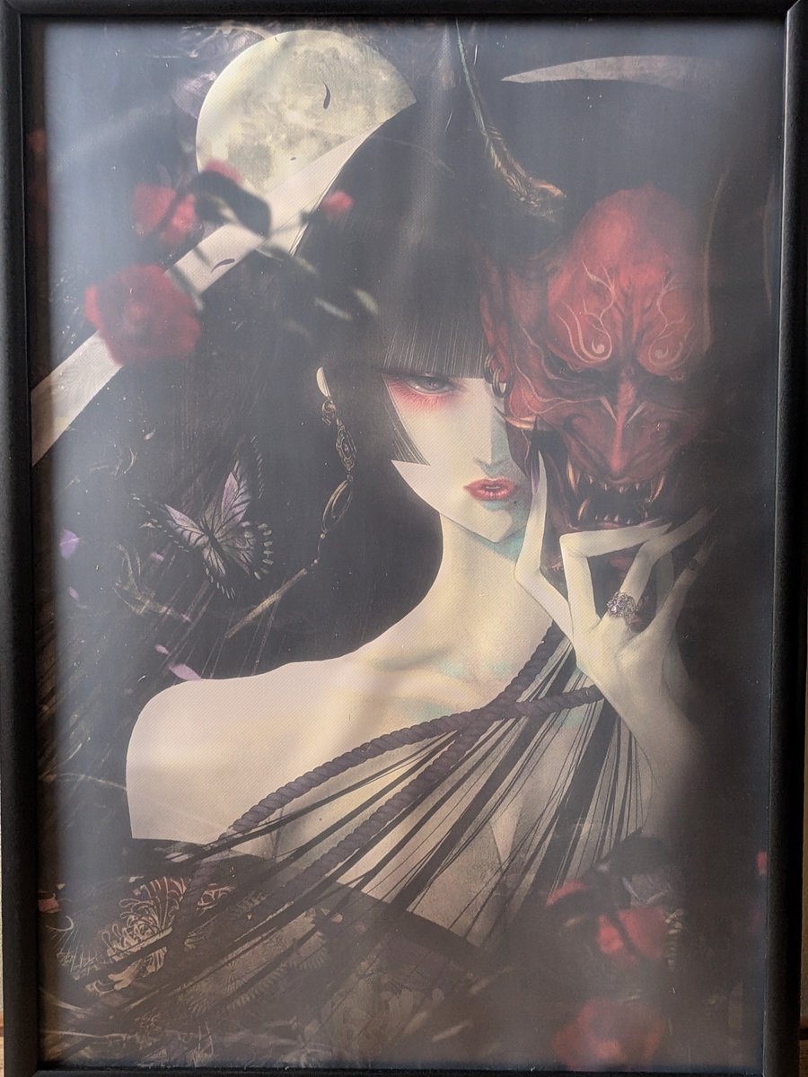 tyoriroze's tweet photo. 皐月恵さんの版画展で一目惚れしたので購入。麗人の目線に釘付けにされました。
版画買いたかったですが、金無いのでポスターで💦
自分の生活空間に置けるのは嬉しいです✨ https://t.co/W6jzsATIEF