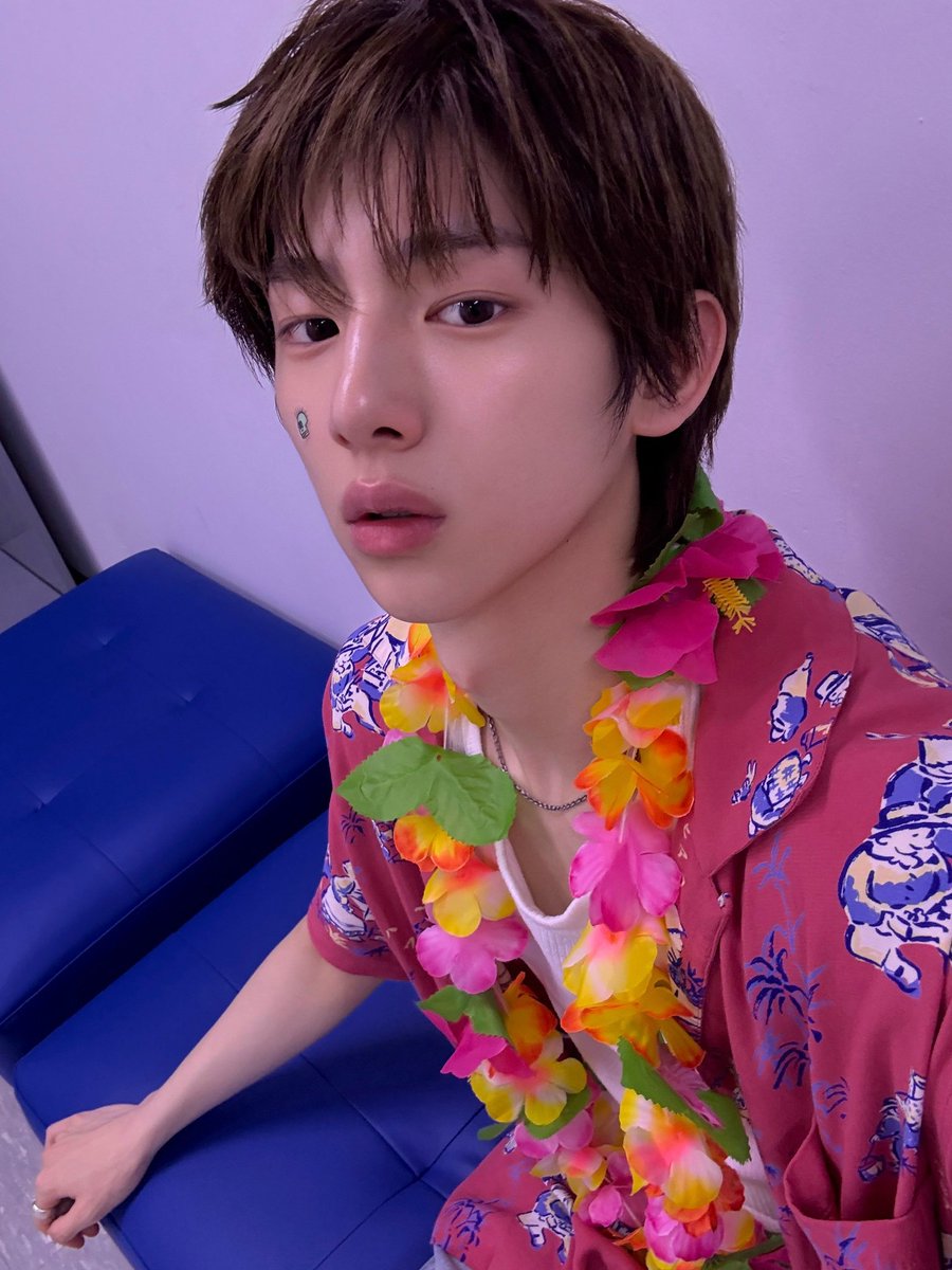 bchngaw's tweet photo. juhoon yo daria mi vida por ti no es broma https://t.co/eLK8qYu34G