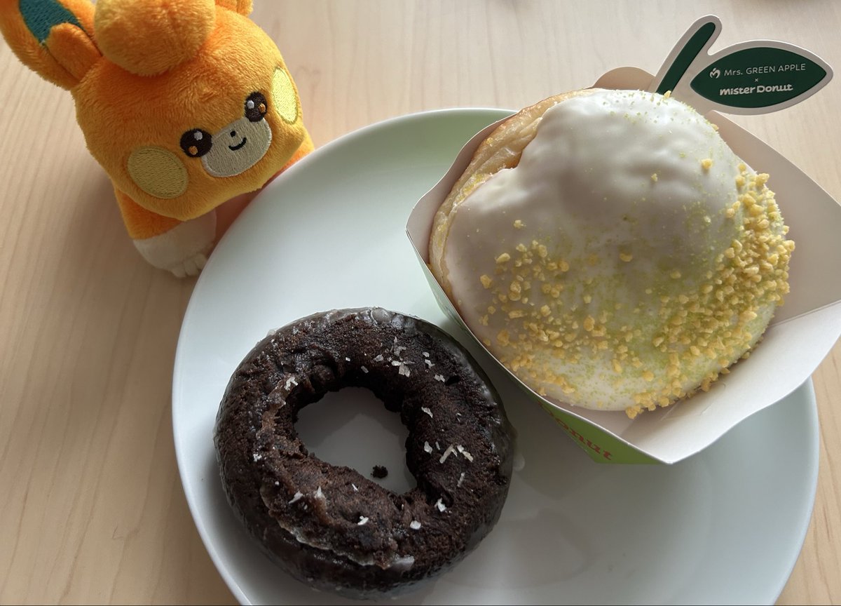 kilimnt02's tweet photo. 朝ごはんじゃ🍏🍩 https://t.co/w8pMPHf10y