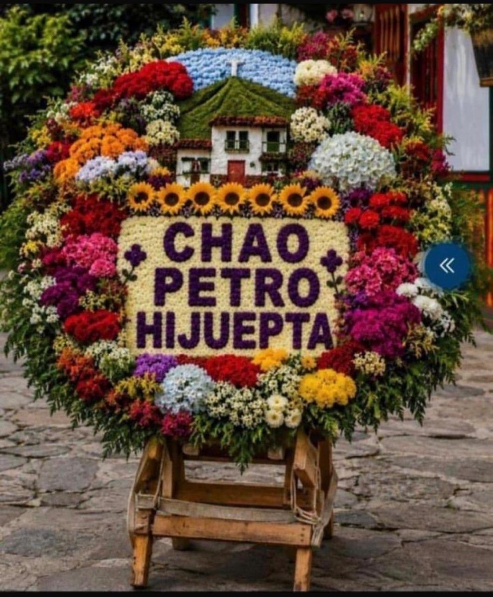 Sauloang's tweet photo. @Oscar127775 @petrogustavo lárgate para tu put@ mierd@ https://t.co/EIJR57IHwB