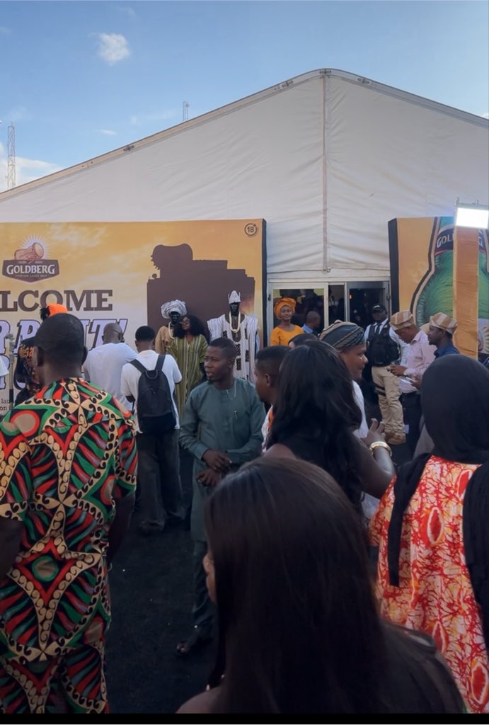 Hon_Jesugbemi's tweet photo. Today, Goldberg did not even try. And honestly, this is where we have to draw the line.

You invited content creators in Ibadan to your event. You sent us invitations. You told us it was strictly by invitation. We showed up, supported your brand, and made time for you because we believed our presence and work were valued.

But what happened today?

Creators were left standing outside for hours.

Some were eventually allowed in, only to discover that there was no seat for them. No proper arrangement. Not even water.

And the most painful part?

The same event had creators invited from Lagos who were given VIP treatment.

So what exactly are we saying to content creators in Ibadan?

That our platforms are not valuable enough?

That our audience doesn’t matter?

That our influence only counts when we are outside our city?

That we are good enough to invite, but not good enough to be properly received?

Ibadan creators are working. We are building audiences. We are creating conversations. We are promoting brands, businesses, events and culture in this city every single day.

We deserve to be treated with the same respect given to creators from Lagos or anywhere else.

This isn’t about demanding special treatment. It is about basic respect, professionalism and dignity.

If you invite people to your event, especially strictly by invitation, you have a responsibility to make adequate arrangements for them.

Don’t invite us simply because you need numbers, content or visibility, then treat us like an afterthought when we arrive.

Ibadan has creators. Ibadan has influence. Ibadan has voices. And we are done being underestimated.

Goldberg, today was disappointing. And this is honestly where it ends.

Full gist is dropping soon