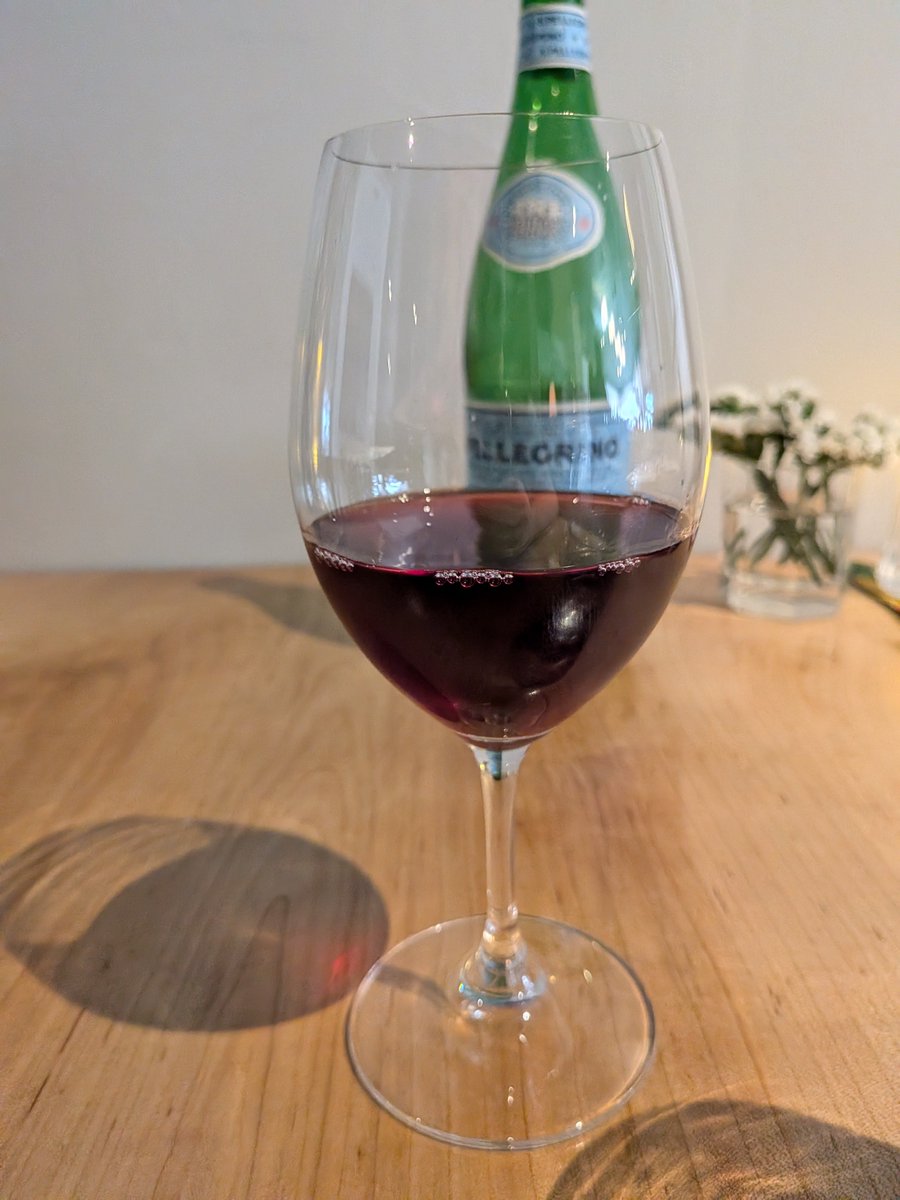 pinkishfic's tweet photo. Figured Joshua would enjoy coming to a fancy wine bar with me https://t.co/fZ9d2WSVtT