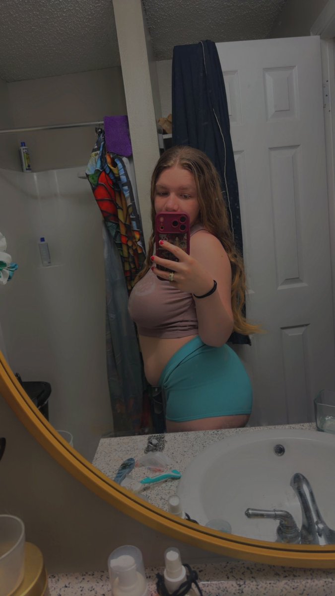 sunflowerslt69's tweet photo. New post on the onlyfans- cmslutsunflower !

Go follow for more🤤💦😈 https://t.co/8CRGjEfi4U