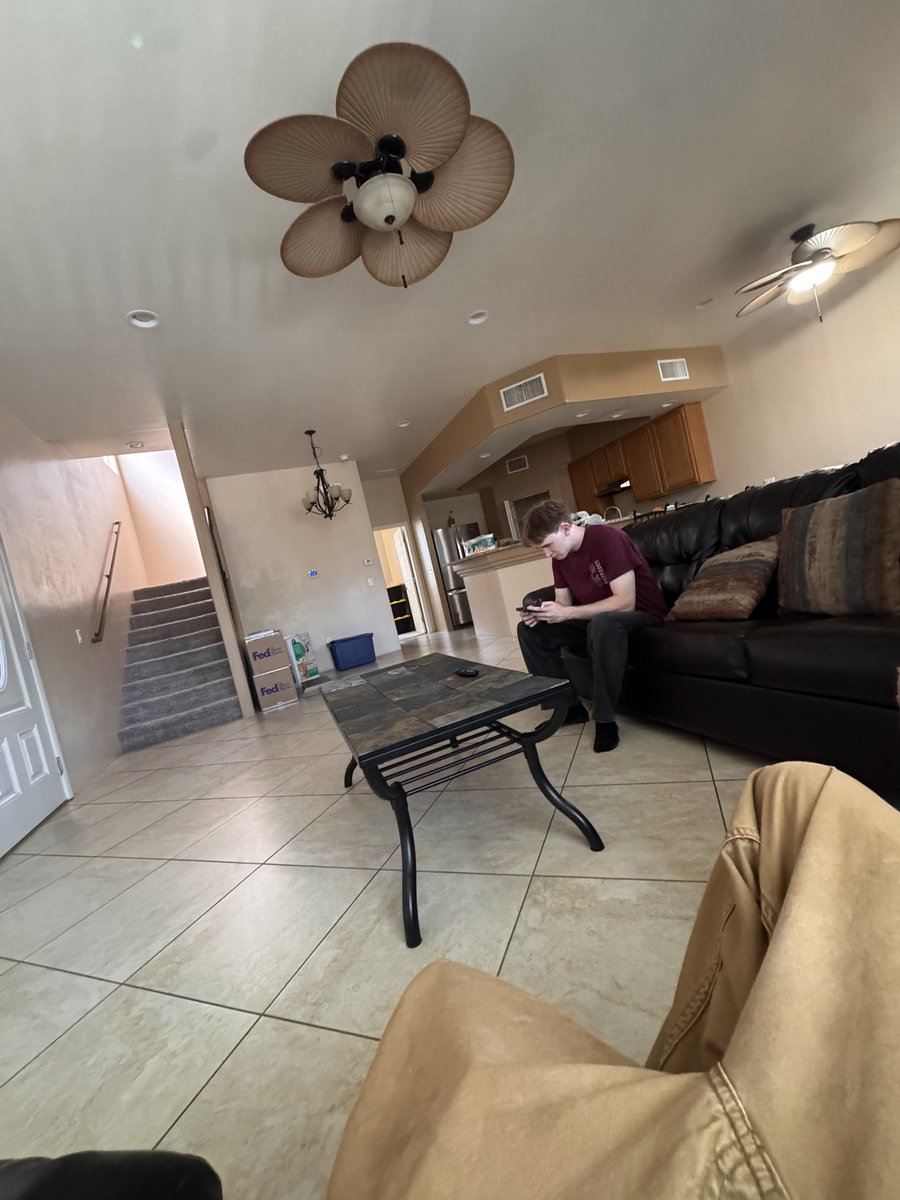 ilovedarkskin_s's tweet photo. New home https://t.co/ffRH9fEAxD