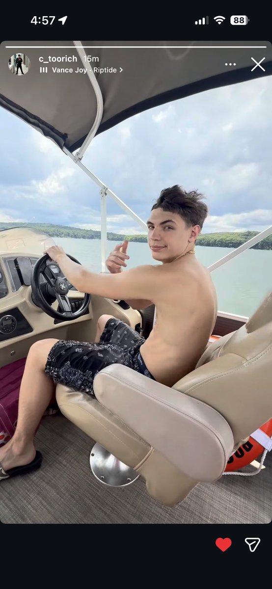 HTX_freakboi's tweet photo. 🚨 #RT #RT 🚨 #htxfreakboi says… ‼️ frfr would be givin bro da throat hugs while twin whippin da boat… ‼️ @H_TOOFLYY ‼️@C_TOOFLYY ‼️ https://t.co/x5Imhvm5PY