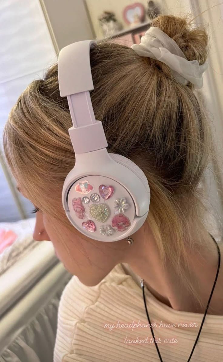 deamondwings's tweet photo. 56 kg 
Headphone https://t.co/AAaDUvaPyx