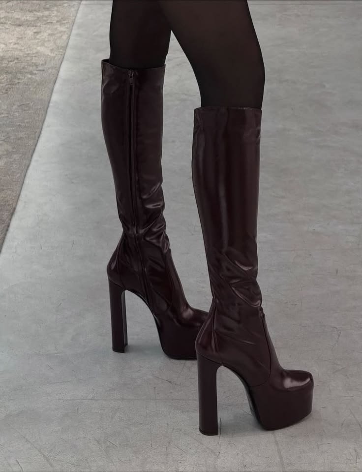 deamondwings's tweet photo. 52 kg
Boots https://t.co/k9JHRwbxYp