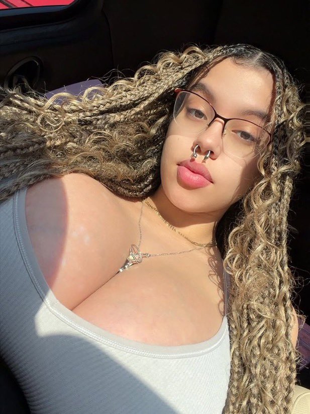 rainrydinghood_'s tweet photo. Need a good eater 🥵💦#denvermeets #denver #coloradosprings #fortcollins #nsfwtwt #colorado #Denvermeet #Devergirls #deverslut #denverfun #lovelandcolorado #coloradofreaks #deverfuck #auroracolorado #coloradomeet https://t.co/dcPb9UEkHU