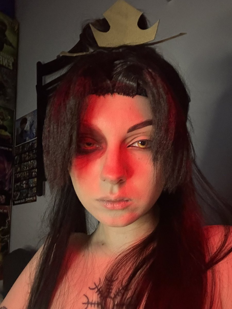 hiimblurry's tweet photo. hey #atlatwt ... movie zuko instant cosplay cuz this man is driving me mad 😛 #zuko #avatarthelastairbender https://t.co/nNHOyRcE5g