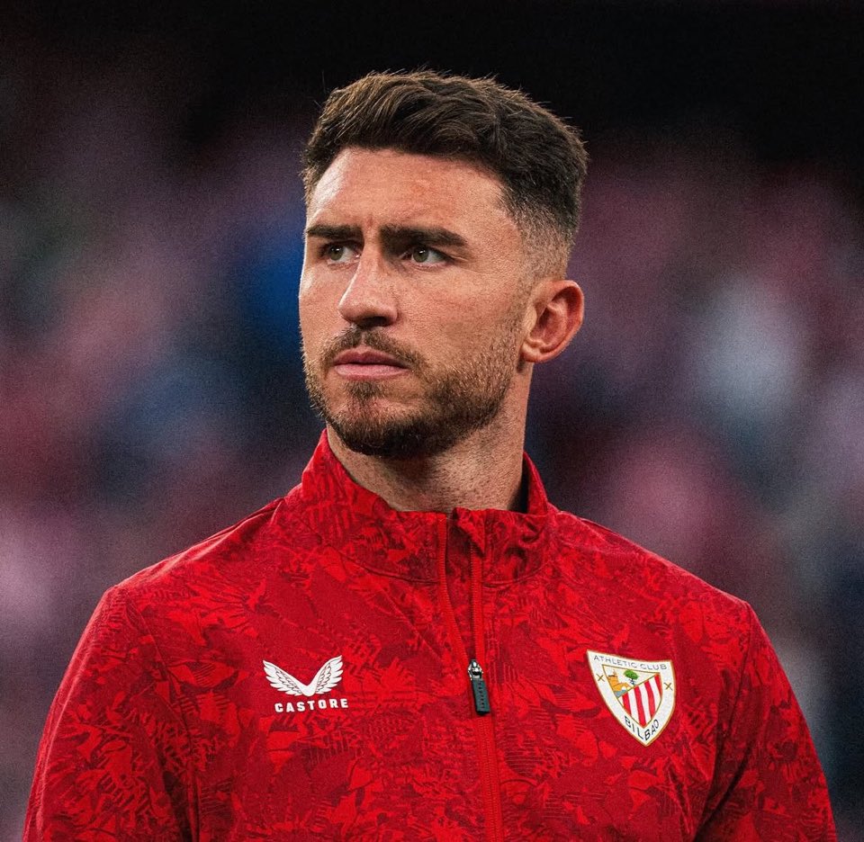DiiegoCobo's tweet photo. Tras la salida de Araujo rumbo al Liverpool, es cuestión de horas que empiece la cantinela con Aymeric Laporte.

Toca armarse de paciencia un verano más. https://t.co/o9MX6plmmk