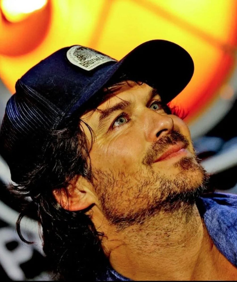 CassidyLoup's tweet photo. I love ✨❤️😍❤️✨ #IanSomerhalder https://t.co/4qzUiTlyGE