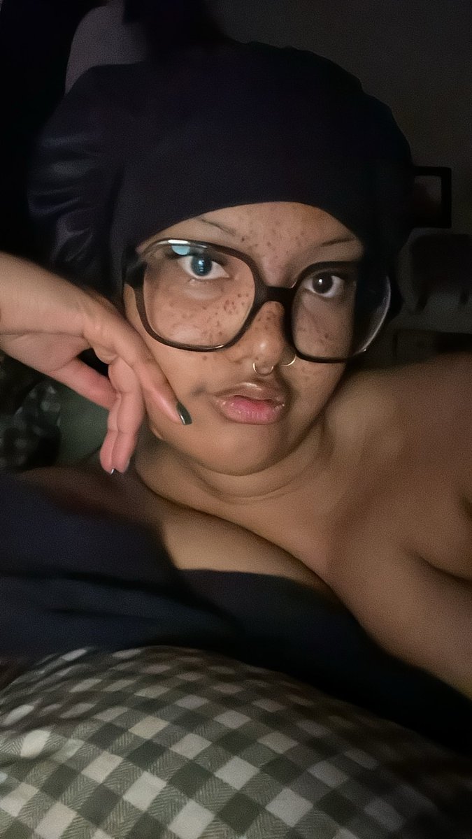 MxElixoxo's tweet photo. Still gorgeous ready for bed 

Findom finsub findomme paypig https://t.co/XV1hA2AGGv
