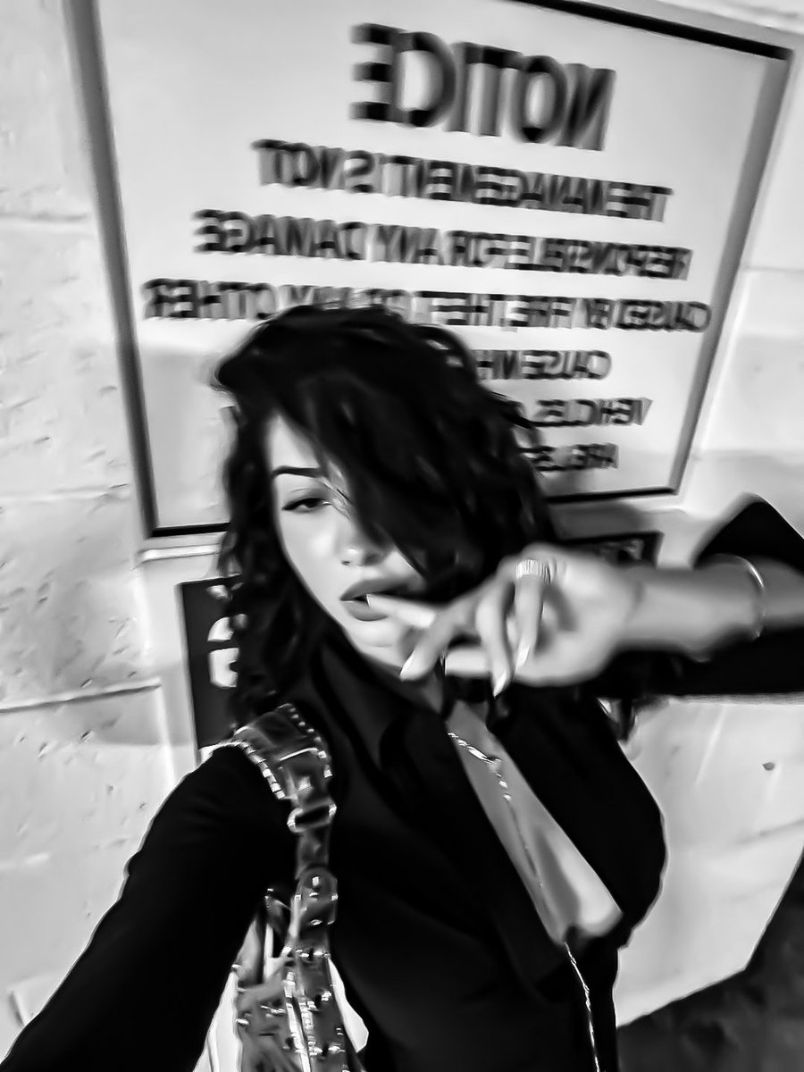 wolfzsly's tweet photo. 𝒞𝘰𝘯𝘩𝘦ç𝘢 𝘶𝘮 𝘱𝘰𝘶𝘤𝘰 𝘴𝘰𝘣𝘳𝘦 𝘮𝘪𝘮.

—  𝒩𝘰𝘮𝘦: 𝘐𝗌𝖺𝘣𝖾𝗅𝗅 𝘖𝗅𝗒𝖽𝗂𝗈𝘯𝗂𝗌 𝘍𝗅𝖾𝗎𝗋 
—  ℐ𝘥𝘢𝘥𝘦: 2𝟥
—  𝒮𝘦𝘹𝘶𝘢𝘭𝘪𝘥𝘢𝘥𝘦: 𝖡𝗂𝘴𝗌𝘦𝗑𝗎𝖺𝗅
—  ℰ𝘴𝘵𝘢𝘥𝘰 𝘤𝘪𝘷𝘪𝘭 : 𝘚𝘰𝘭𝘵𝘦𝘪𝘳𝘢
—  𝓗𝗈𝖻𝖻𝗒 : 𝖣𝖺𝗇𝖼̧𝘢
 —  𝒮𝘪𝘨𝘯𝘰: 𝘈𝘲𝘶á𝘳𝘪𝘰 https://t.co/gECuwOo5Cb