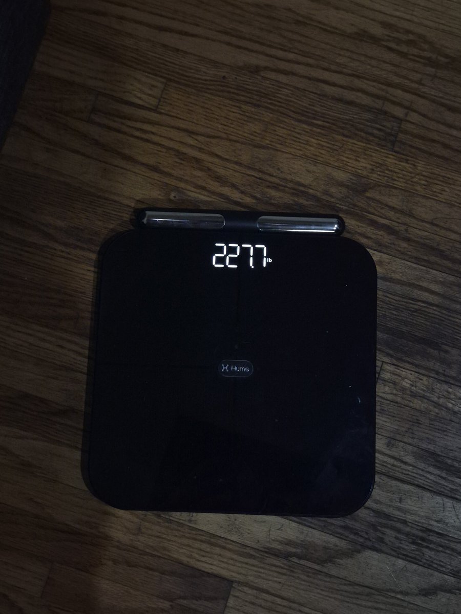 exlstentlalism's tweet photo. IM OUT OF THE 230s!!!! https://t.co/9GxP9DjBp8