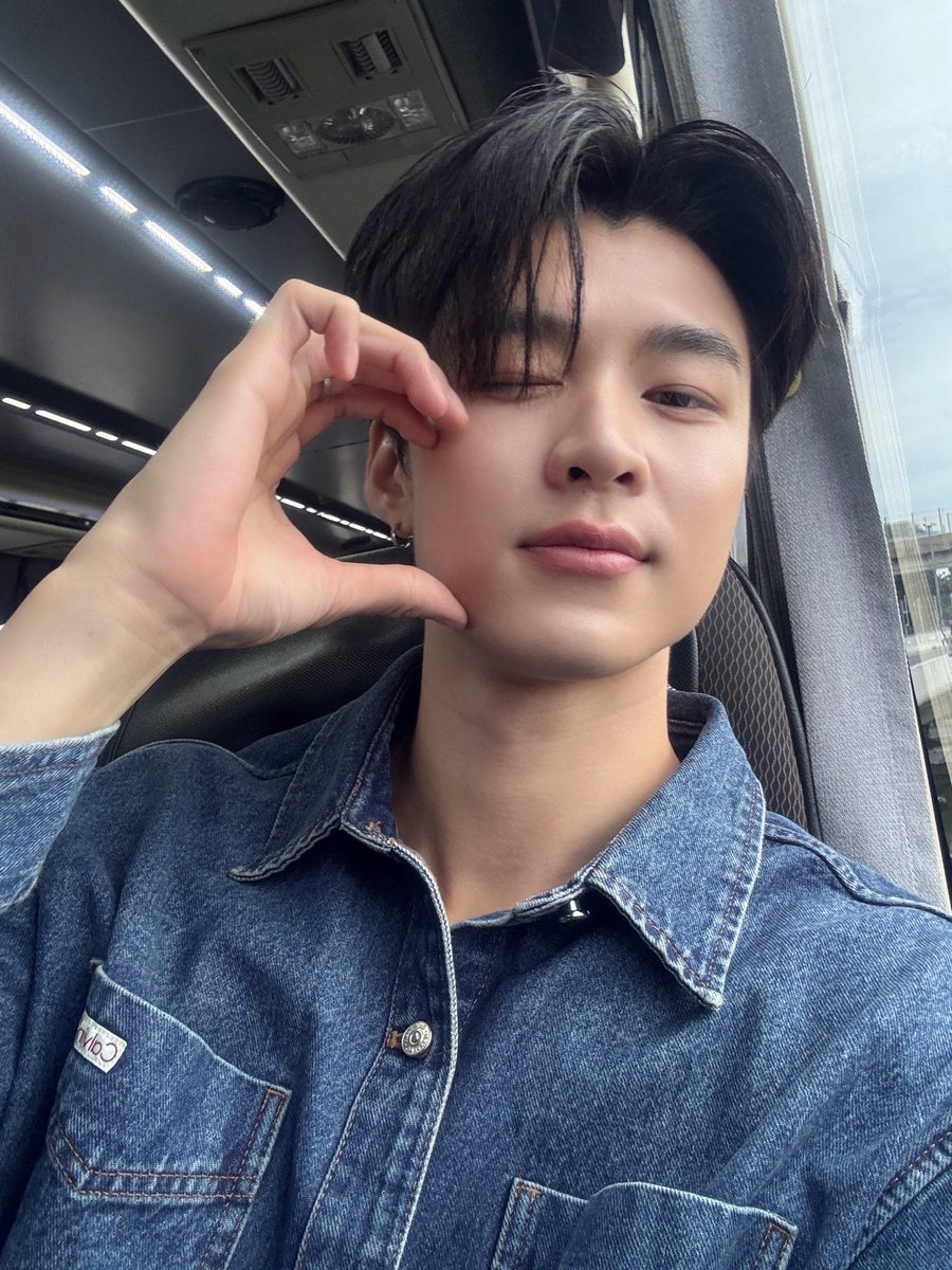 MchoiceTH's tweet photo. ‘มีน’ ในทริป ‘It'S SKIN Exclusive Moment with Meen in Khaoyai’ วันที่ 1 ค้าบ ⛰️💭🤍

#ITSSKINxMeenKhaoyaiTrip
#Meennicha8
#MchoiceArtist https://t.co/2Gu2IQWzFb