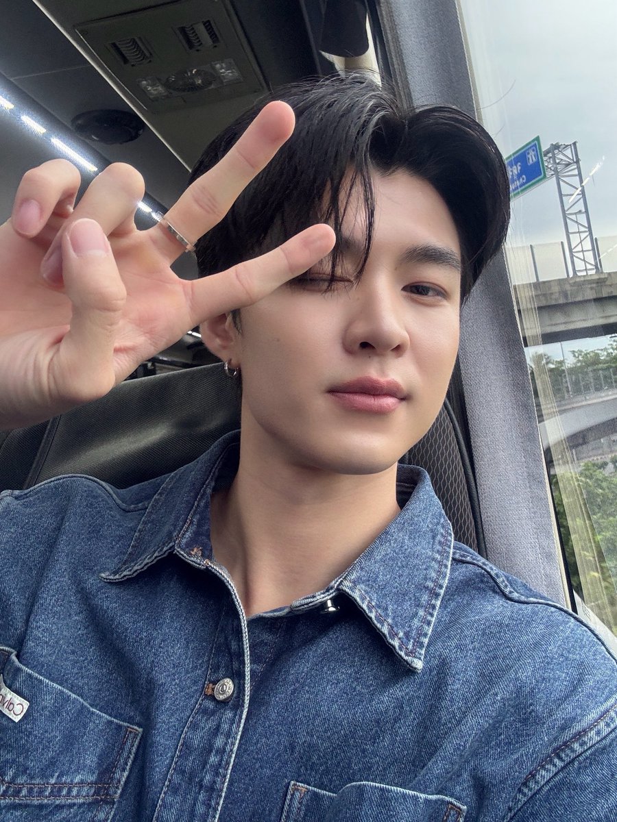 MchoiceTH's tweet photo. ‘มีน’ ในทริป ‘It'S SKIN Exclusive Moment with Meen in Khaoyai’ วันที่ 1 ค้าบ ⛰️💭🤍

#ITSSKINxMeenKhaoyaiTrip
#Meennicha8
#MchoiceArtist https://t.co/2Gu2IQWzFb