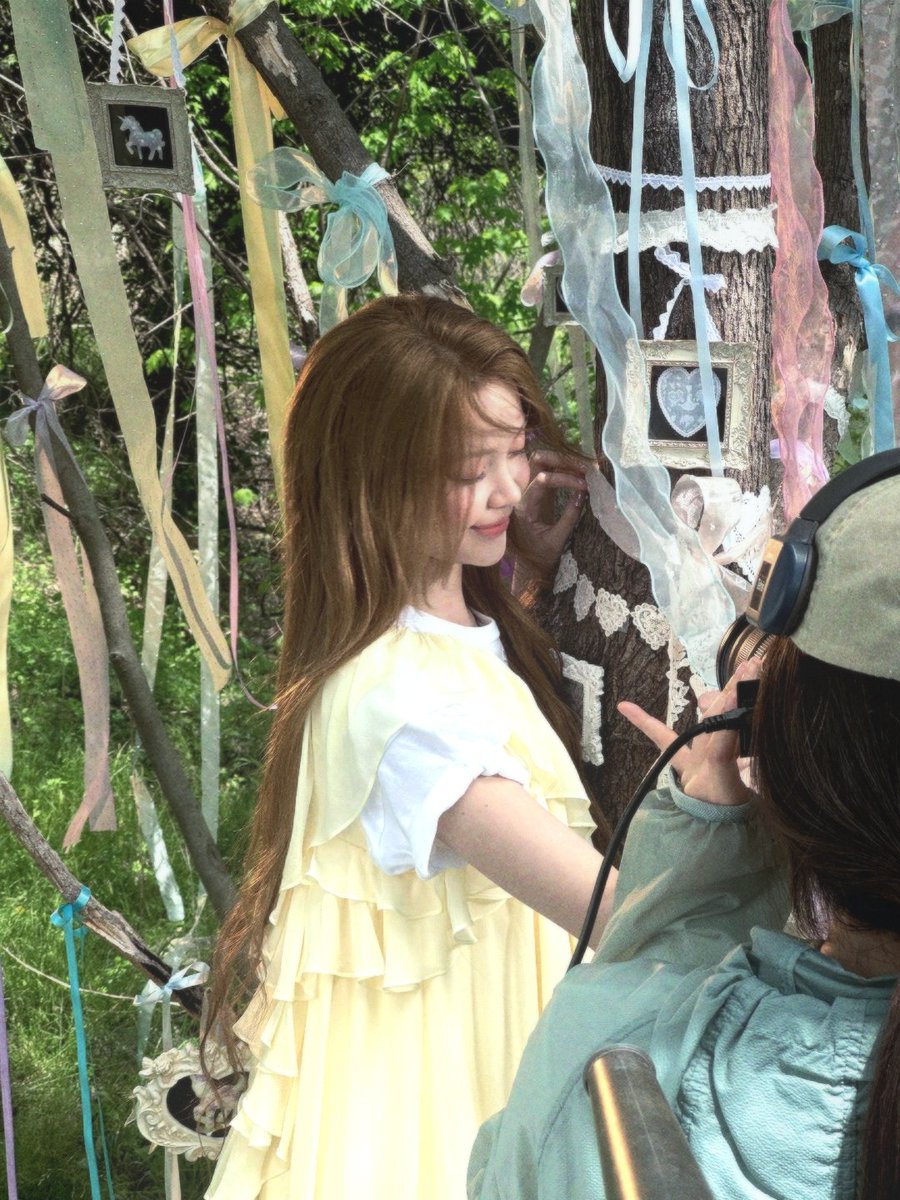 H2H_INA's tweet photo. 260807 #CARMEN weverse post

I think heaven lost an angel... lol✌️

#Hearts2Hearts #하츠투하츠 #H2H
@Hearts2Hearts https://t.co/AlpsLR19rE