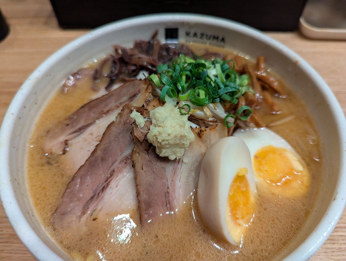 tanutanu54's tweet photo. 南６西３
麺屋一馬すすきの本店

贅沢盛り味噌ラーメン

久しぶりに札幌味噌！という感じの味噌を食べた
美味い
深夜２時過ぎにこの盛りはパンチあった https://t.co/94h2tSaICw