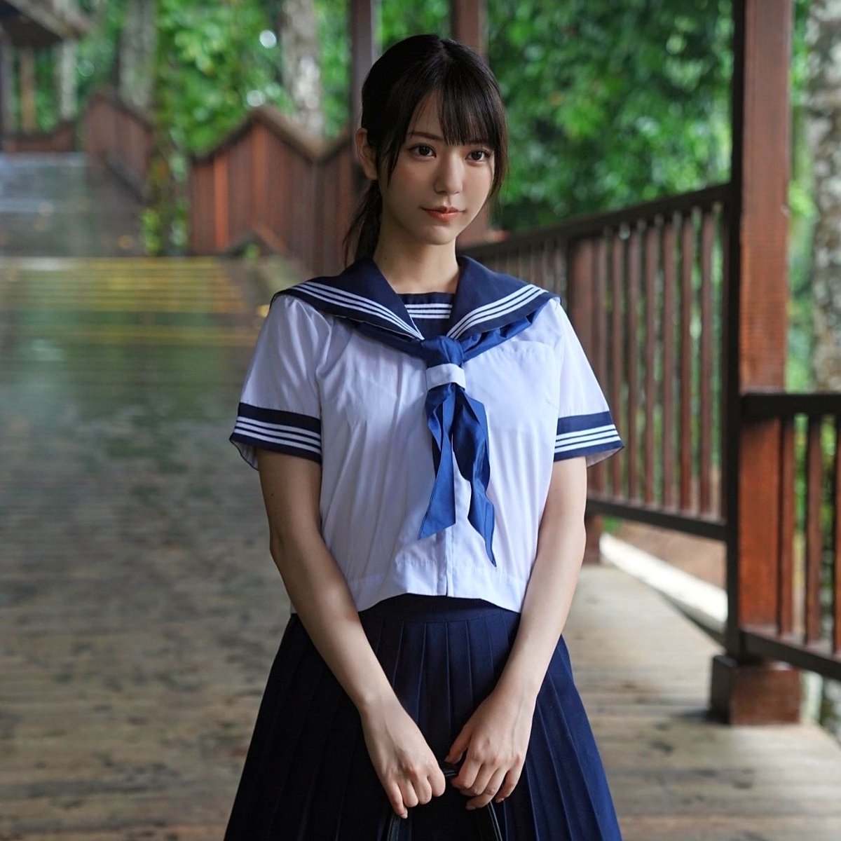 sgn1903's tweet photo. 先生のお願いで黒歴史作っちゃう2人の女の子！ほんとありがとう 17811781 https://t.co/zoD1kpd8PO
