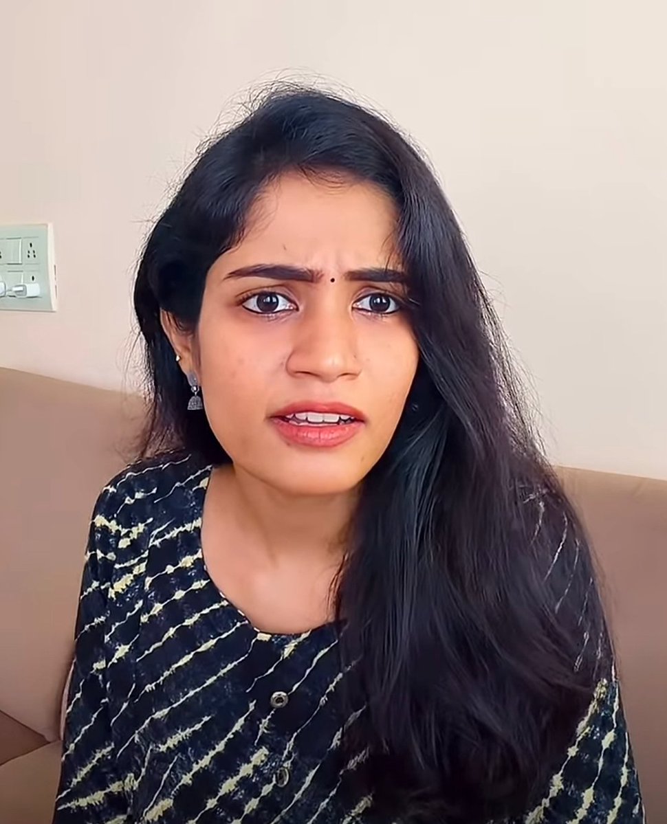 RishiOfficial_1's tweet photo. Uthra.. the most talented mono acting youtuber..💯🔥 Her comedy is extraordinary 📈🥵 https://t.co/8J0O2FKXwz