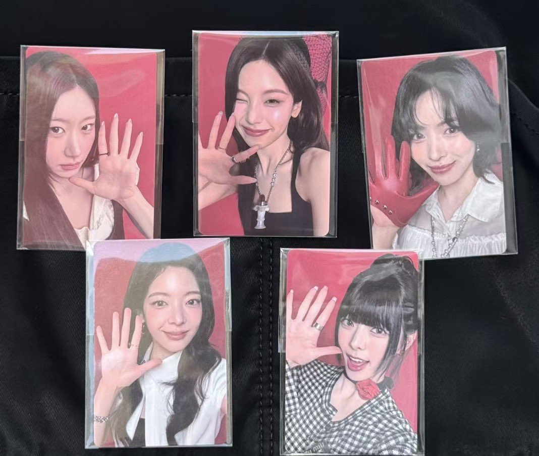 ITZY ファンミ オフライン 特典トレカ 譲 リア チェリョン ユナ 送料込