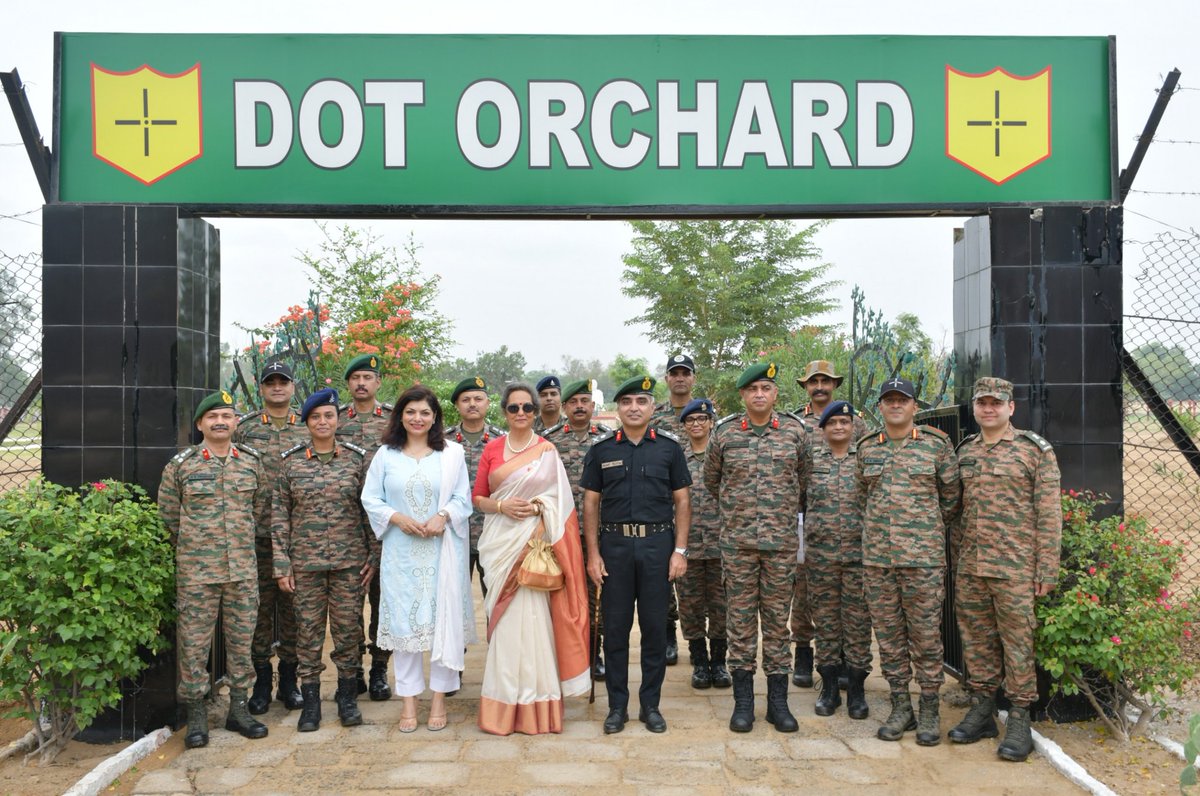 SWComd_IA's tweet photo. 5,000 trees today, a greener tomorrow for generations to come. 🌳🍏
​Under #MissionFalvan (Fruit for All), the #HisarMilitaryStation launched a massive plantation drive to expand green cover and secure a sustainable future. Honouring the spirit of #EkPedMaaKeNaam, every sapling planted is a tribute to motherhood and a commitment to mother earth. Beyond just planting saplings, the Station took a solemn pledge to adopt and nurture every single sapling to full growth.
​Together, we don't just plant hope-we grow it.
​#MissionCleanAndGreenIndia
#SaptaShaktiCommand 
#DotDivision 
#EkPedMaaKeNaam 
#LetsBuildABetterTomorrow 
#IndianArmy 
#SustainabilityInAction

@adgpi
@PRODefRjsthn
@HQ_IDS_India 
@SpokespersonMoD