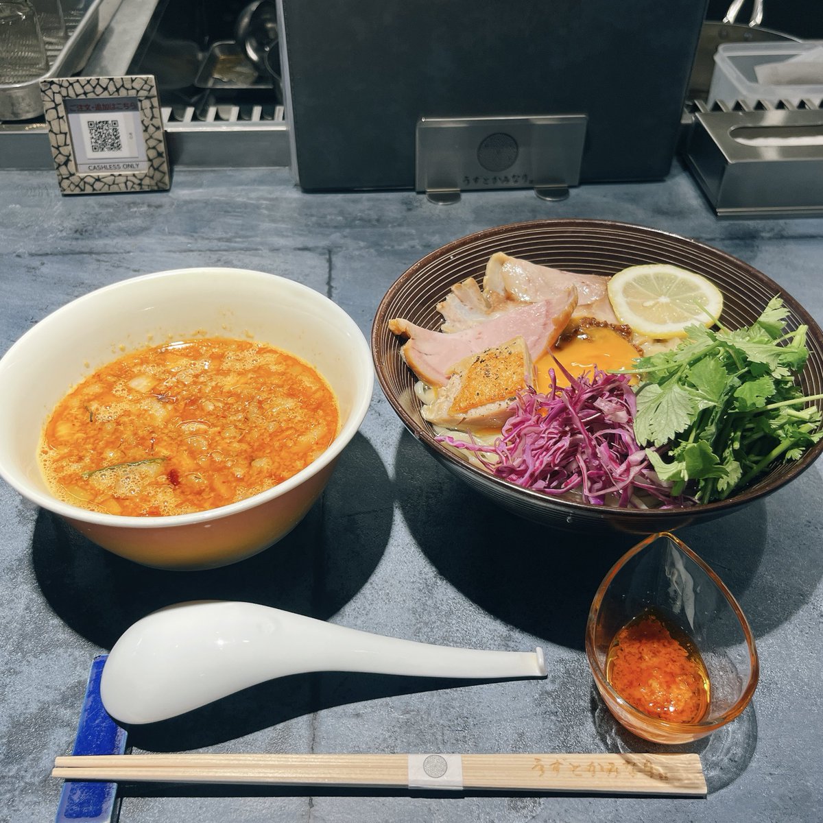 eminchuchuchu's tweet photo. #うずとかみなり
濃密昆布水の雷つけSOBA

先日分
副作用強い薬飲み終えてから胃腸復活して、最後まで控えてた久々に辛いのを摂取🌶️

控えてたせいなか、あれおかし、辛さ耐性弱ったかも笑

ともあれ、食べたいものを好きな時に食べれるのは幸せ😋

ごちそうさまでした🙏🍜 https://t.co/WMjRbRhTpv