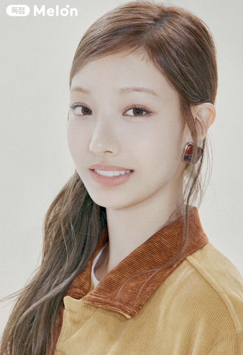 tuideimnida's tweet photo. #SEOYEON MelOn profile

#TUIDE #튜이드 #서연 https://t.co/bMPXCi629r