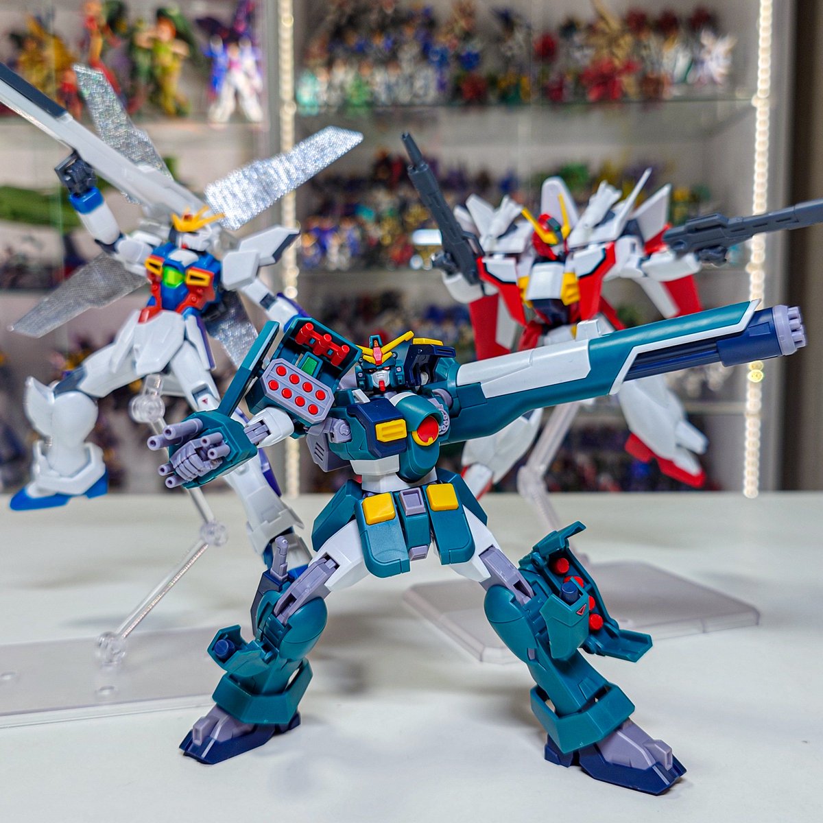 HG 1/100 ガンダムエックス/エアマスター/エアマスターB/レオパルドD HGガンダムレオパルド完成！！ HGガンダムXの発売は2010年、エア