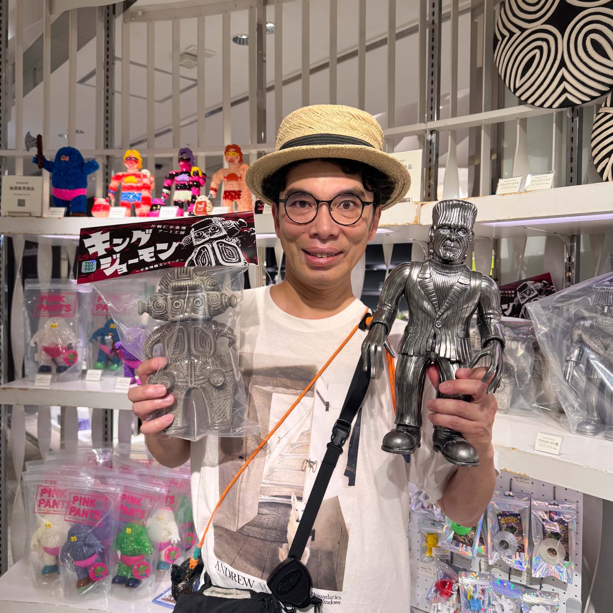 CURIOUS COLLECTIONSに片桐仁さん一家が遊びにきてくれました。 当店の